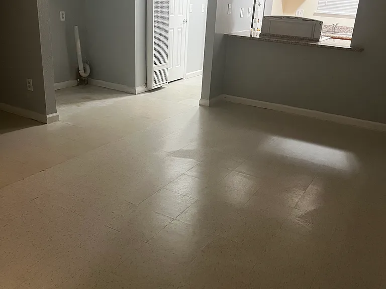 100 Tabor Ave #2 — Photo 3