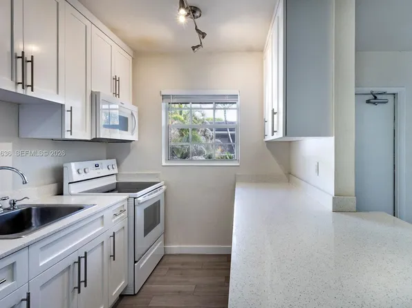 6511 Santona St #C18, Coral Gables, FL 33146