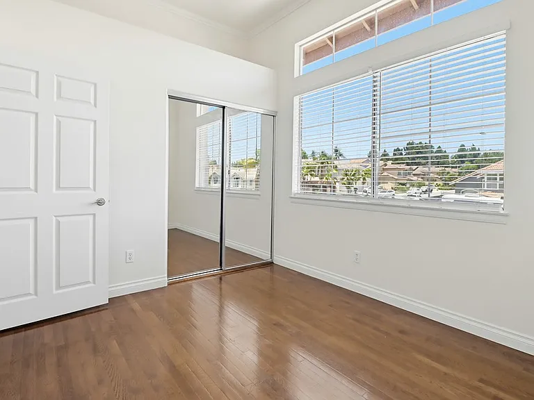 1100 Corrales Ln — Photo 28