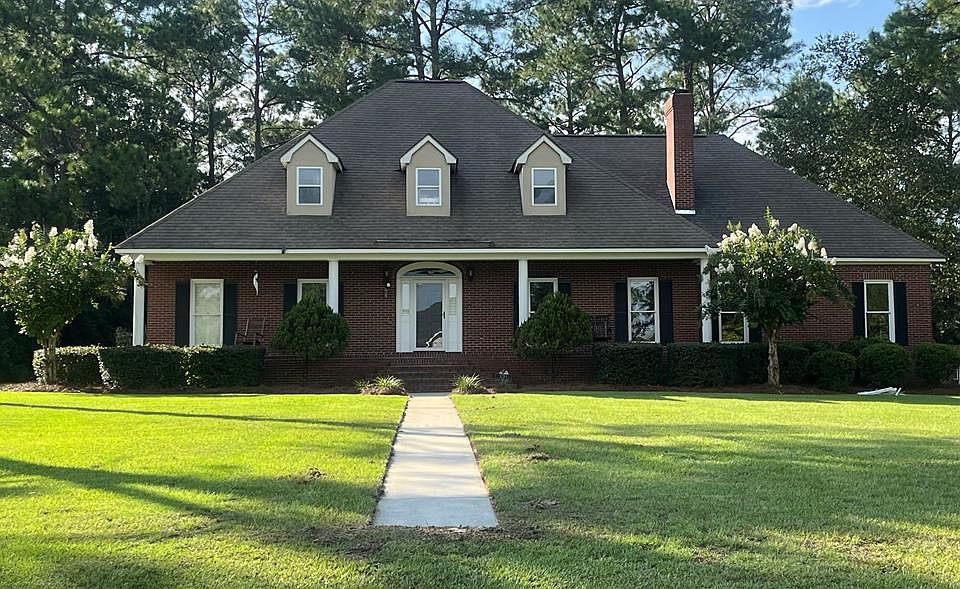 1st image of 5711 Forest Lake Dr