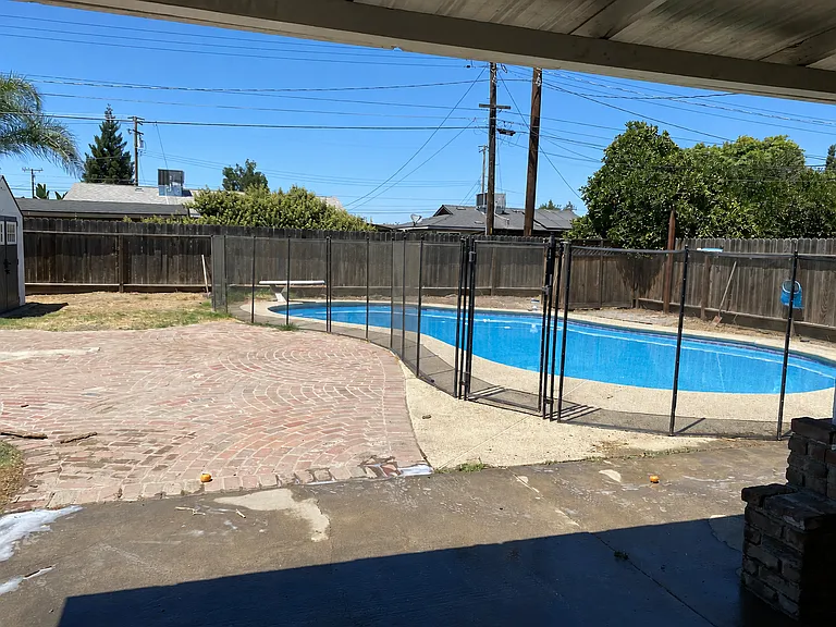 E Sequoia Ave — Photo 8