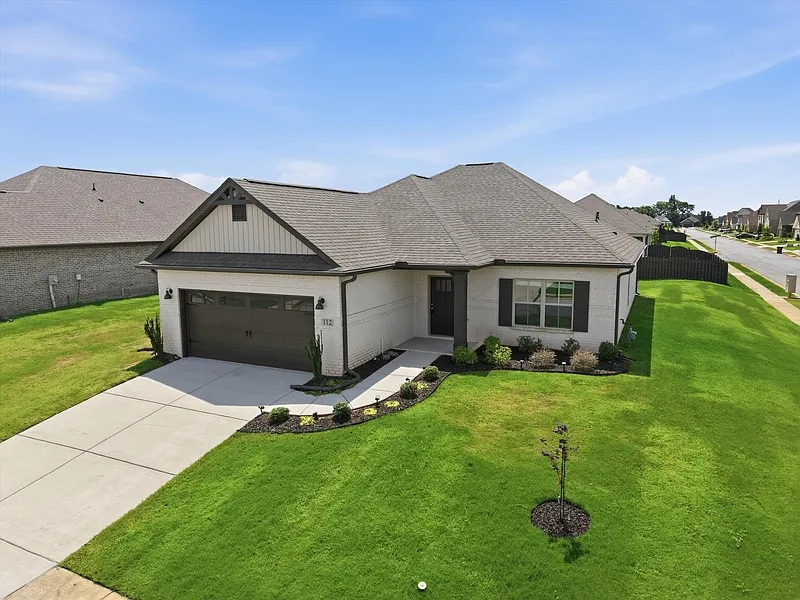 112 Missouri Dr