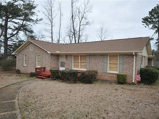 1st image of 1304 Royal Oaks Ct