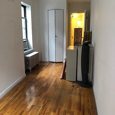 Rented by Cohen Smith Chang LLC | media 10