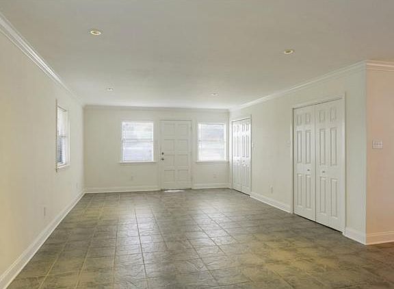3rd image of 2129 Dupont Dr