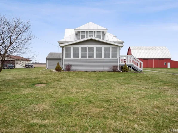 11690 Palmer Rd, Maybee, MI 48159