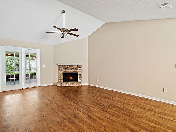 5th image of 2450 Hampton Falls Dr W
