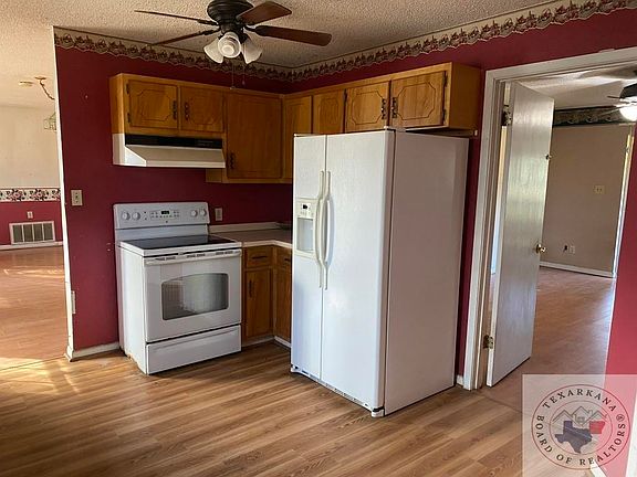 5th image of 3900 Thomas Ln