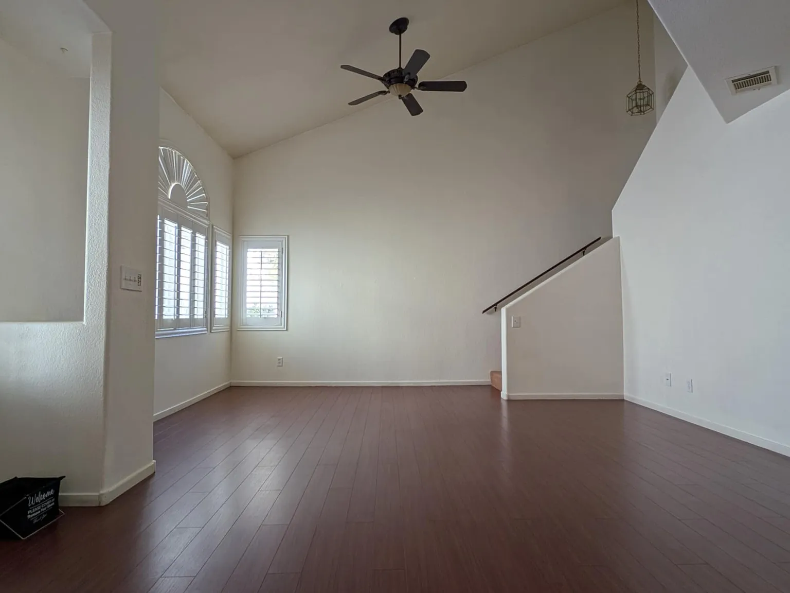 2 bed, 2.5 bath, 1148 sqft, $1,550 — Photo 3