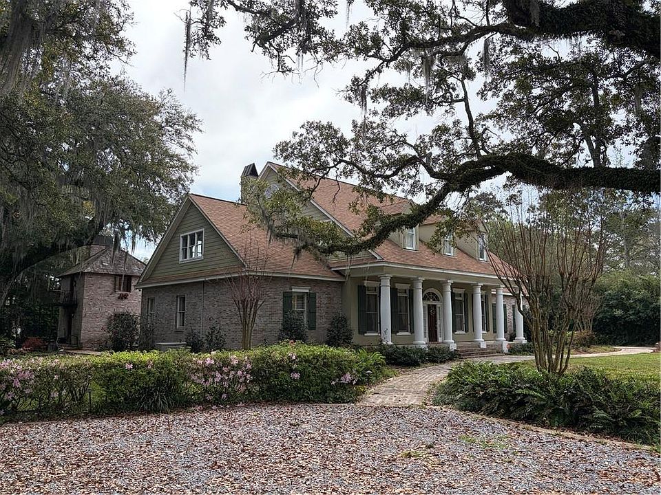 2nd image of 307 Plantation Dr