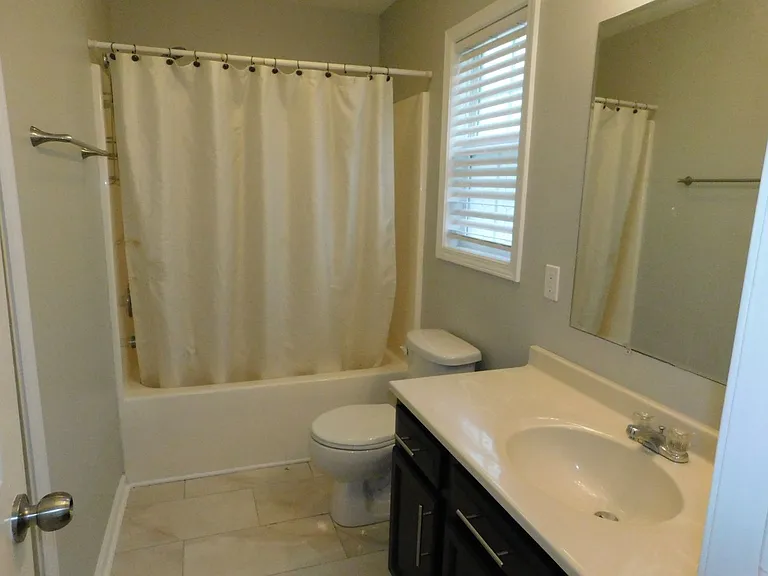 2027 E Park Dr — Photo 18