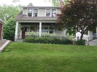 526 6th St, Oakmont, PA