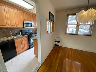 Sold by Winzone Realty Inc