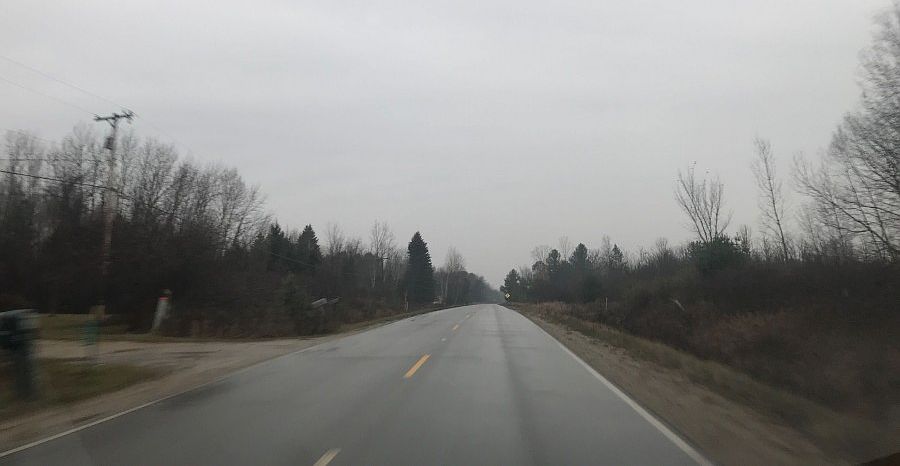 2nd image of 1638 E Highwood Rd