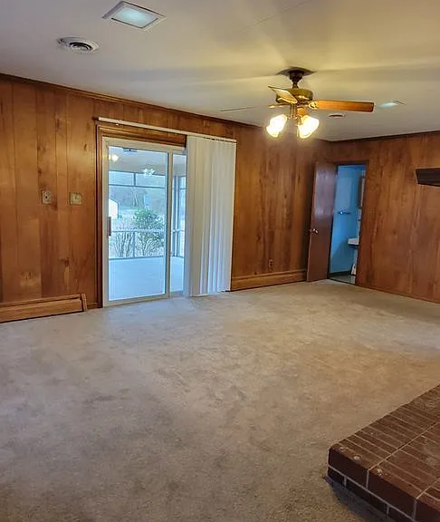 9608 Norfolk St — Photo 3