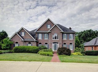 300 Georgetown Cir, Charleston, WV 25314