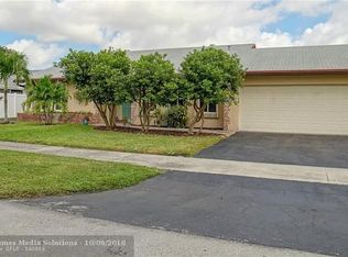 4050 NW 19th Ter, Oakland Park, FL 33309