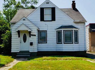 29015 5 Mile Rd, Livonia, MI 48154