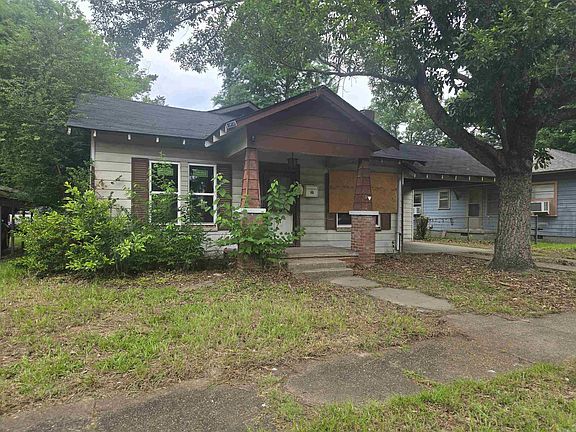 2nd image of 910 Keith St