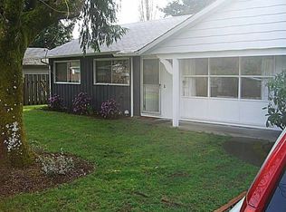 8818 Hipkins Rd SW, Lakewood, WA 98498