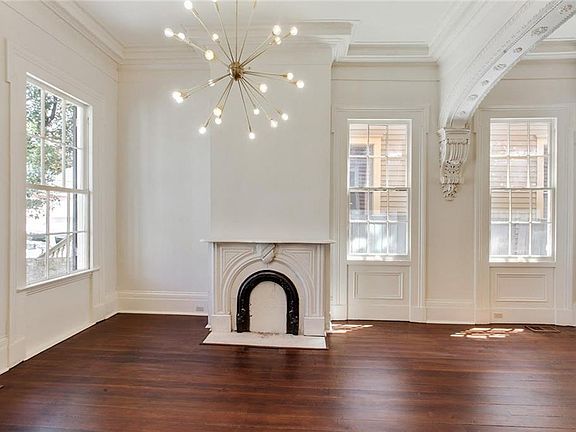 3rd image of 924 Euterpe St