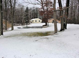 2690 W Huckleberry Rd, Sanford, MI 48657