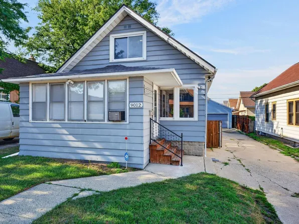 9012 W Greenfield AVENUE, West Allis, WI 53214