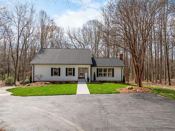 2nd image of 270 Sweet Autumn Ln