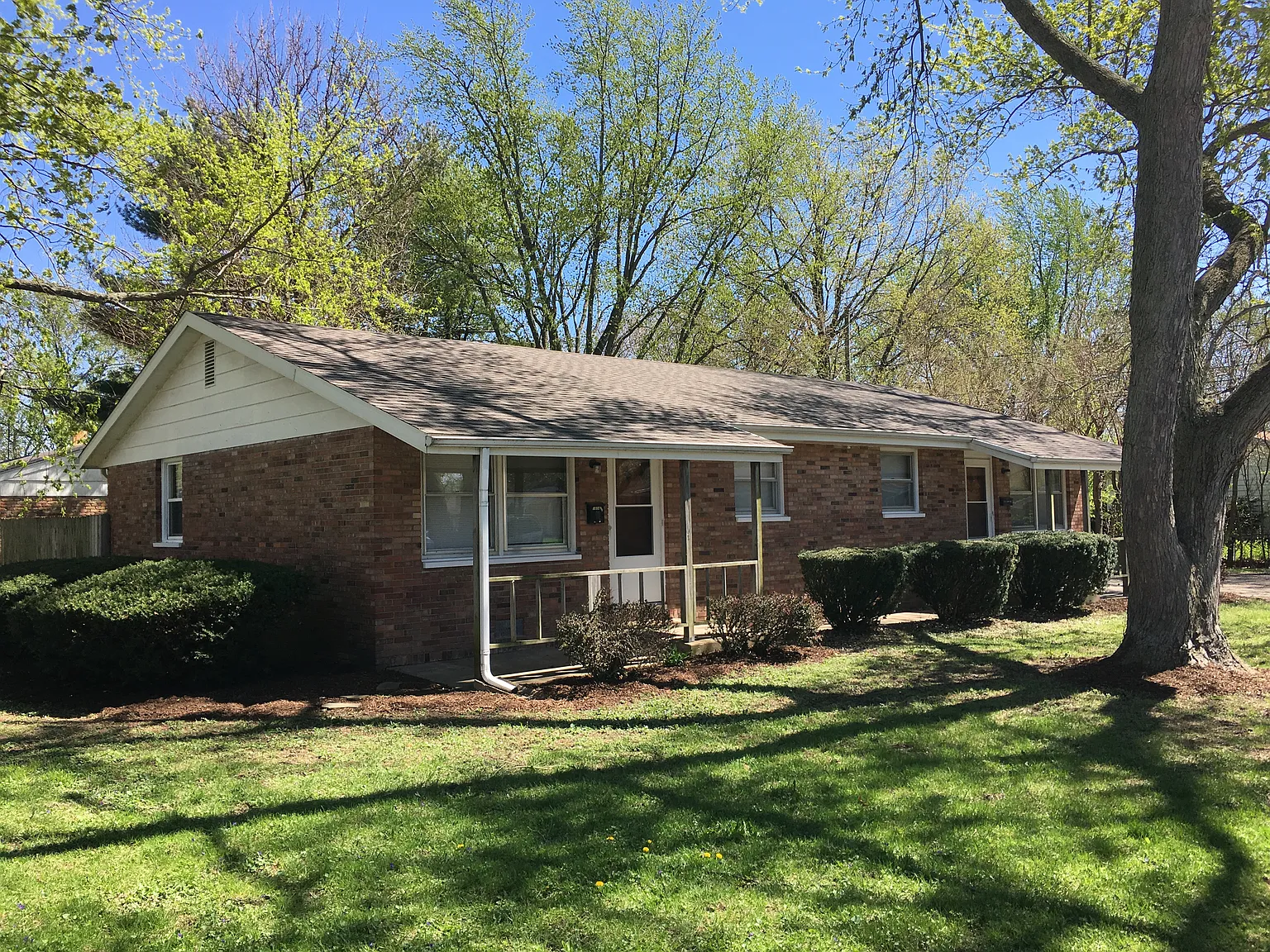 1604 Kirk Ln photo 1