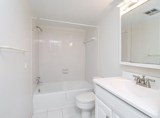 1558 Northgate Sq APT 11A, Reston, VA 20190