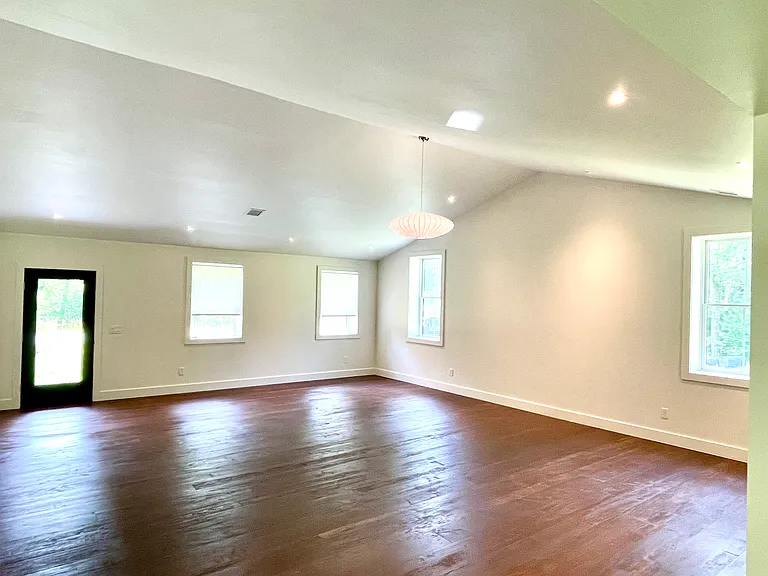138 Valley Atwood Rd — Photo 3