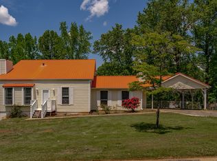 3391 King Arthur Dr SW, Marietta, GA 30008