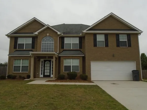 312 Othello Dr, Hampton, GA 30228