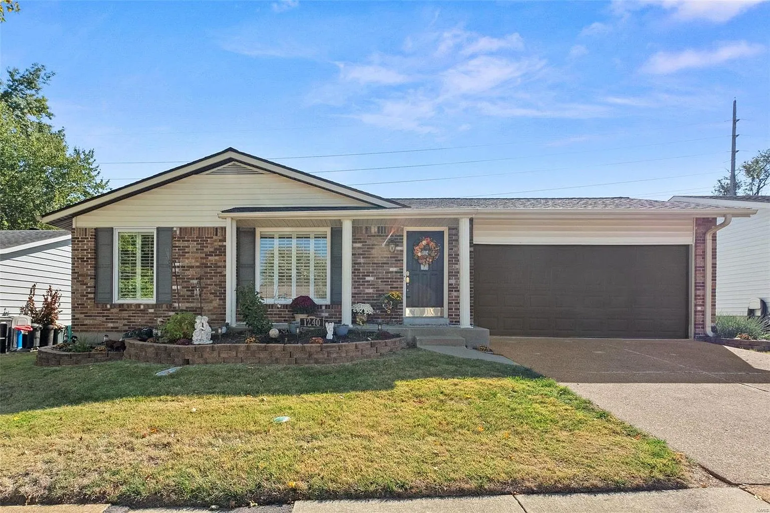 1240 Tracy Ln photo 1