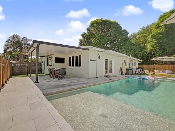 1651 SW 27th Ave, Fort Lauderdale, FL 33312