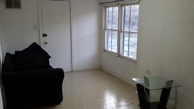 2nd image of 2006 W Chicago Ave APT 2R