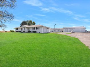 9328 E 1200 North Rd, Chenoa, IL 61726