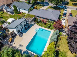 6 Croydon Dr, Saint Catharines, ON L2M 1J2