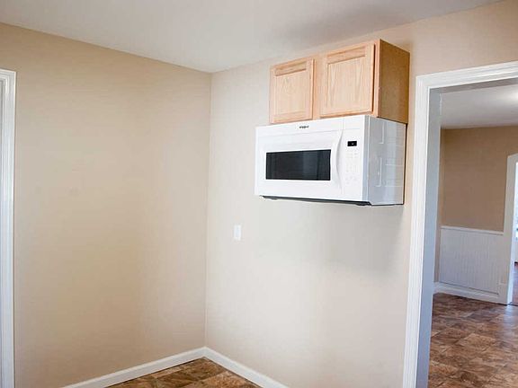 5th image of 115 Myers St