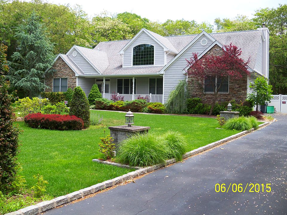 445 S Country Rd, East Patchogue, NY 11772 Zillow