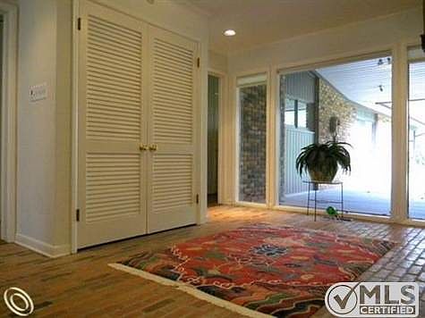 Inviting Foyer