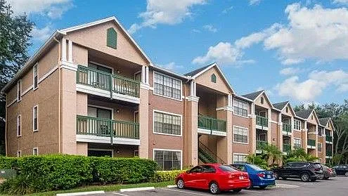 1 bed, 1.0 bath, 752 sqft, $1,475 — Photo 2