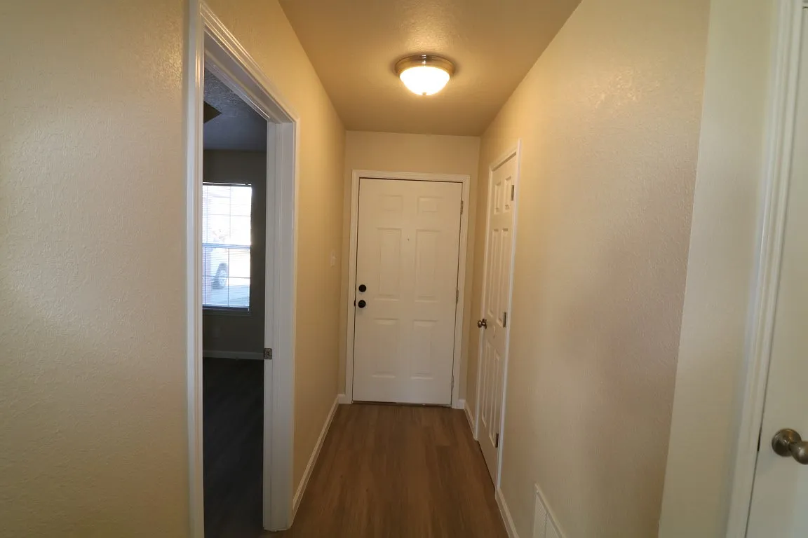 4 bed, 1575 sqft, $1,600 — Photo 3