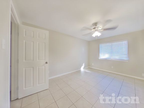 5th image of 1718 Kingston Dr