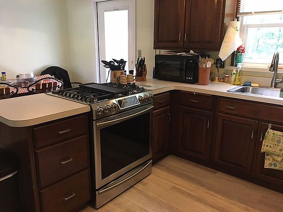 New appliances & floor 2017