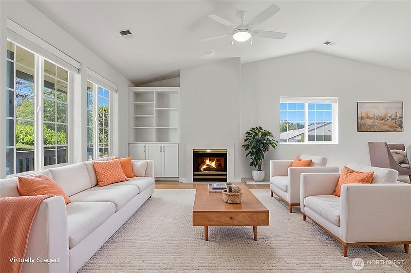 4th image of 2300 NE 79th Avenue