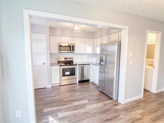 2nd image of 516 Pamlico St #9