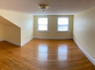 215 Walnut Ave FLOOR 3, Roxbury, MA 02119