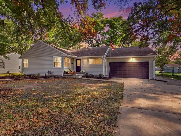 612 S Sherman Ave, Olathe, KS 66061
