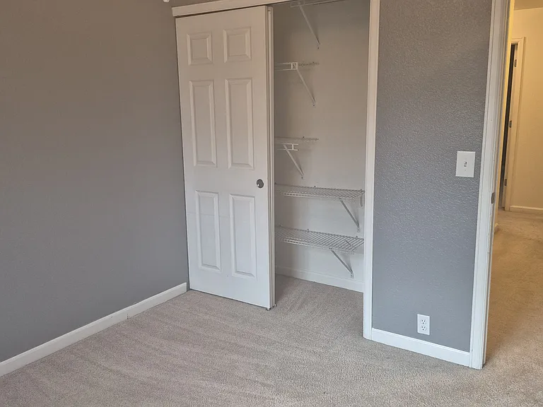 5496 Ansel Dr — Photo 49